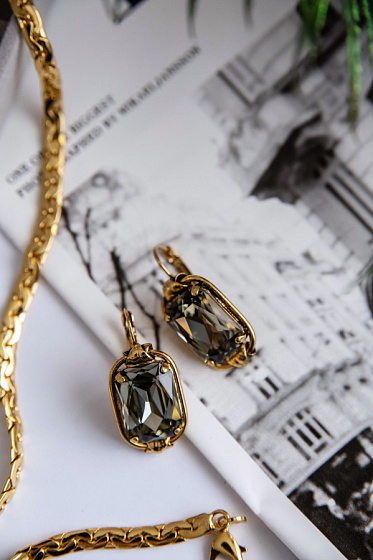 картинка Серьги Олеся (кристалл графит, г/п: золото) Италия  Claudio Canzian 002 02 051 ювелирный  магазин Калина являющийся официальным дистрибьютором в России 