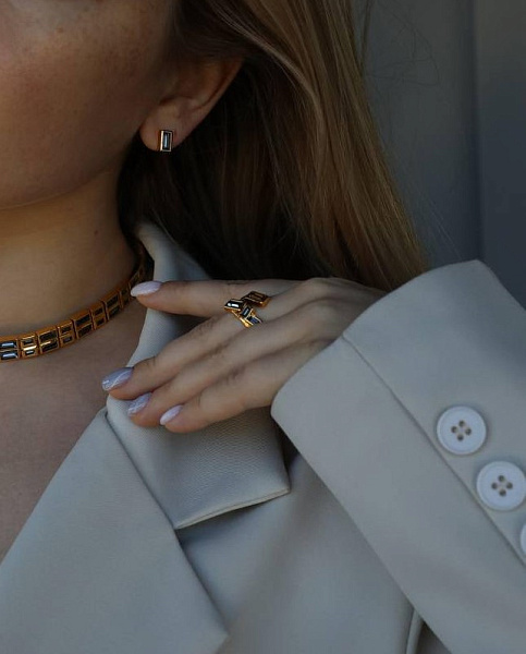 Кольцо Богемия (кристаллы темно-серые, г/п: золото, 17 р) Uvelina SW00 0045G-014R-7