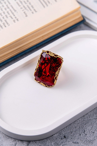 картинка Кольцо (кристалл красный, г/п: золото, 3,7х2,7см) Италия  Claudio Canzian 002 01 476 ювелирный  магазин Калина являющийся официальным дистрибьютором в России 